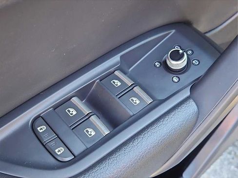 Used 2023 Audi Q5 2.0T Premium AWD/4WD image 13