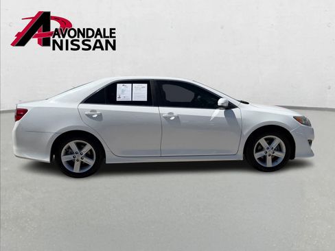Used 2013 Toyota Camry SE image 6