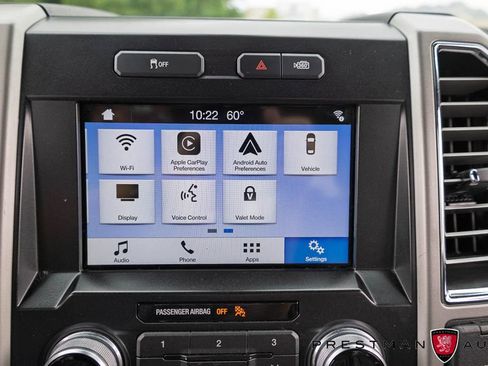 Used 2016 Ford F150 Lariat w/ Equipment Group 502A Luxury AWD/4WD image 40