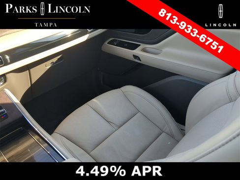 Certified 2023 Lincoln Aviator Reserve w/ Equipment Group 201A image 14