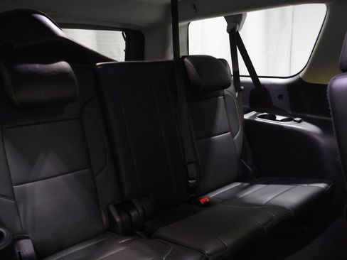 Used 2019 GMC Yukon XL Denali AWD/4WD image 22