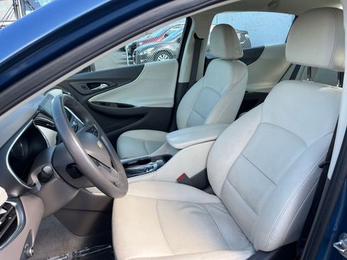 Used 2024 Chevrolet Malibu LT image 36