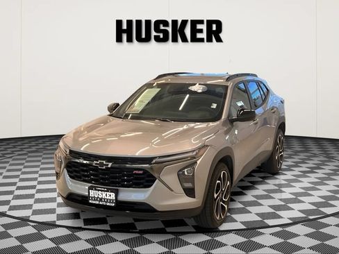 Certified 2024 Chevrolet Trax RS w/ Sunroof Package FWD image 6