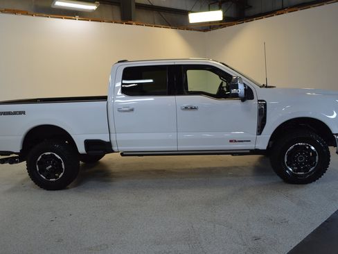 Used 2026 Ford F250 King Ranch w/ Tremor Off-Road Package AWD/4WD image 2