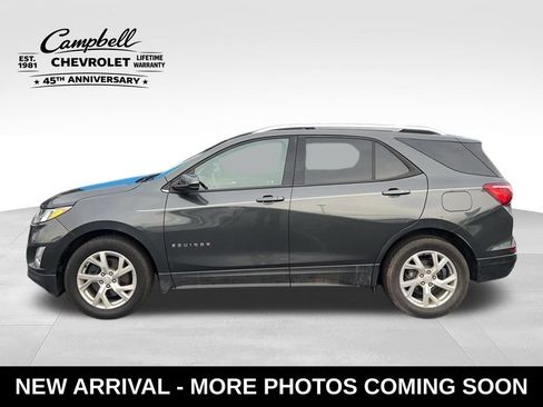 Used 2019 Chevrolet Equinox LT FWD image 2