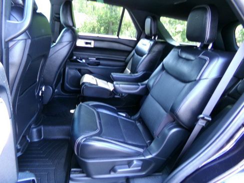 Used 2024 Ford Explorer ST w/ Equipment Group 401A AWD/4WD image 15