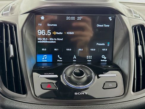 Used 2019 Ford Escape Titanium image 22