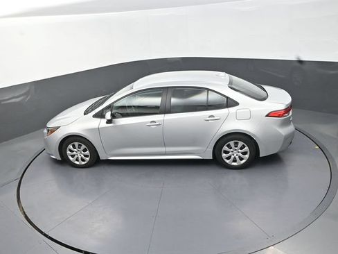 Used 2024 Toyota Corolla LE FWD image 25