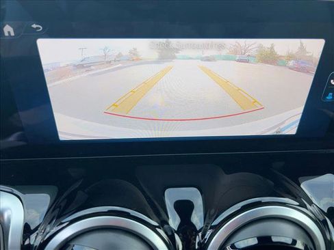 Certified 2025 Mercedes-Benz GLB 250 4MATIC image 14