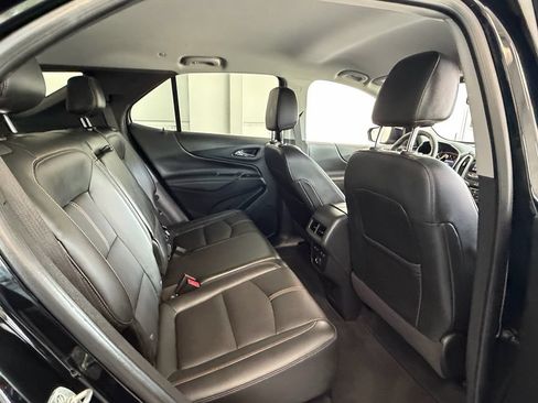 Used 2023 Chevrolet Equinox Premier FWD image 17