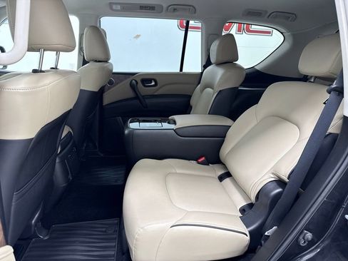 Used 2024 INFINITI QX80 Premium Select w/ All-Season Package image 19