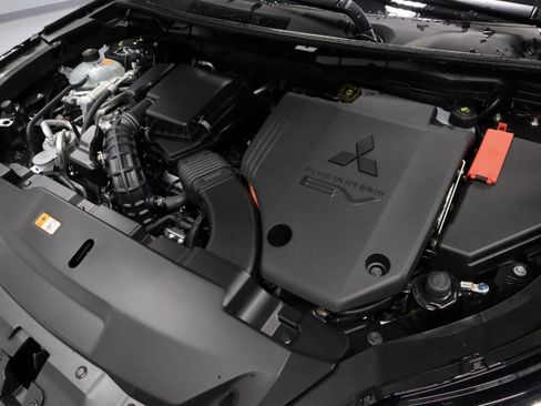 New 2025 Mitsubishi Outlander SEL Black Edition image 32