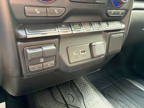 Used 2021 Chevrolet Silverado 1500 LT w/ Bed Protection Package AWD/4WD image 33