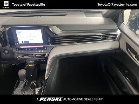Used 2026 Toyota Camry SE w/ Convenience Package FWD image 16