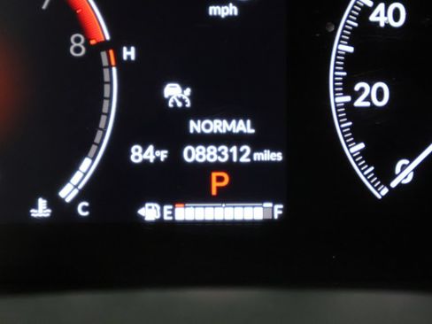Used 2024 Honda Ridgeline Sport image 37