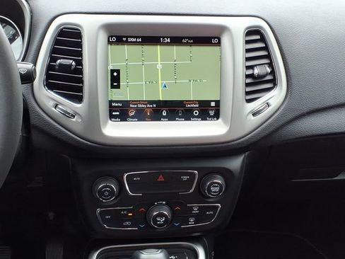 Used 2021 Jeep Compass Latitude AWD/4WD image 12