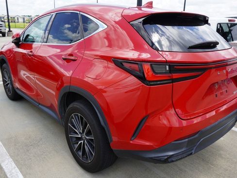 Used 2024 Lexus NX 250 FWD image 6