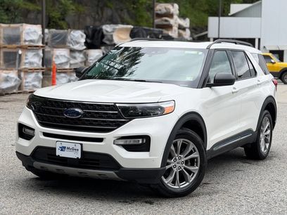Certified 2022 Ford Explorer XLT w/ Equipment Group 202A