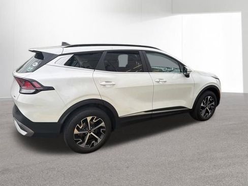 Certified 2024 Kia Sportage EX w/ EX Premium Package AWD/4WD image 13