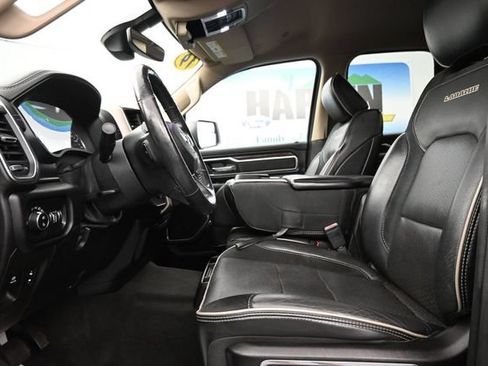 Used 2019 RAM 1500 Laramie RWD image 16