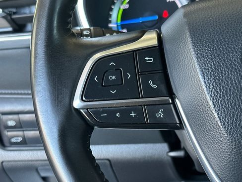 Used 2020 Toyota Highlander XLE AWD/4WD image 27