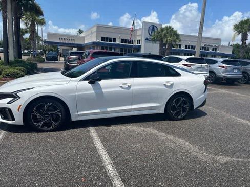 Used 2025 Kia K5 GT-Line w/ GT-Line Premium Package FWD image 15