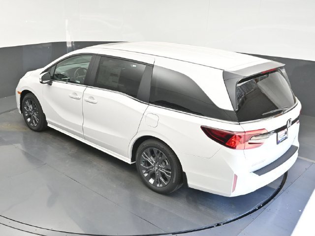 New 2027 Honda Odyssey Touring image 28