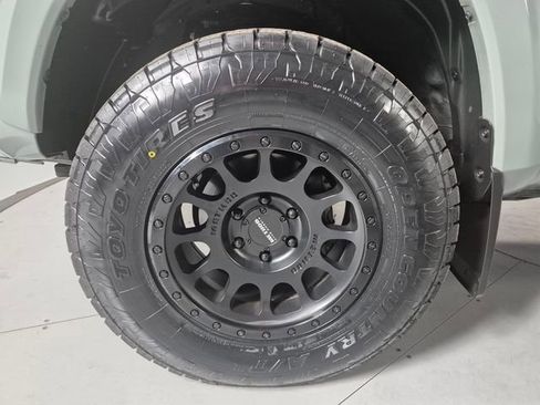 Certified 2023 Toyota Tacoma TRD Sport AWD/4WD image 10