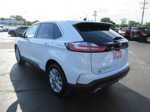 Used 2022 Ford Edge Titanium AWD/4WD image 9
