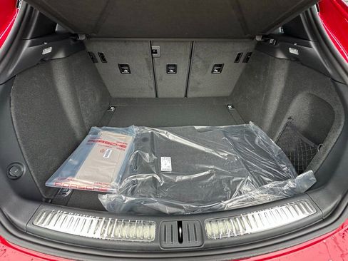 Used 2026 Porsche Macan Turbo image 39