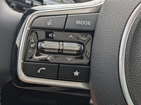 Used 2024 Kia Sorento SX FWD image 24