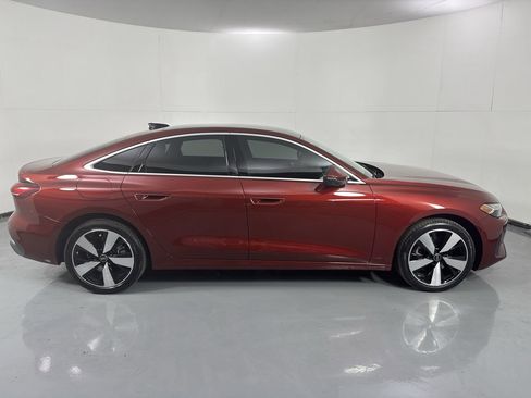 Used 2025 Audi A5 2.0T Premium Plus w/ Premium Plus AWD/4WD image 38
