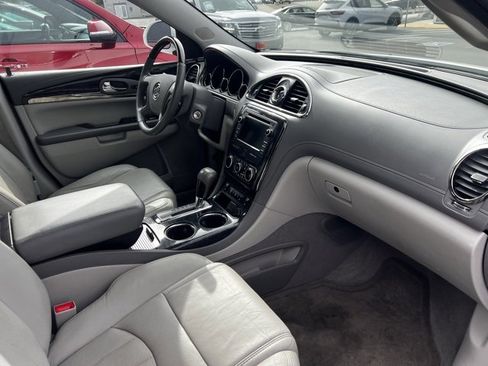 Used 2017 Buick Enclave Leather image 28