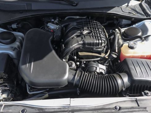 Used 2023 Chrysler 300 Touring w/ Sport Appearance Package RWD image 13