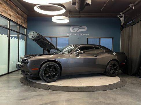 Used 2018 Dodge Challenger SXT w/ Sound Group image 24