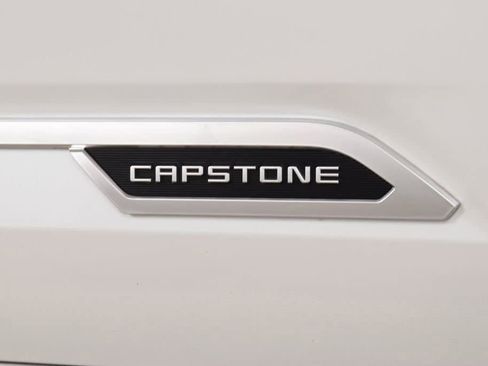Used 2025 Toyota Sequoia Capstone AWD/4WD image 17
