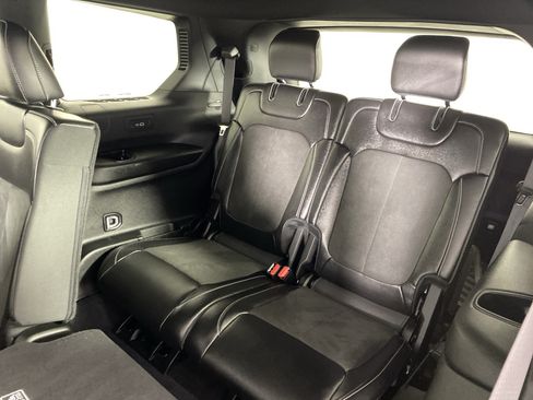 Used 2023 Jeep Grand Cherokee L Laredo AWD/4WD image 33