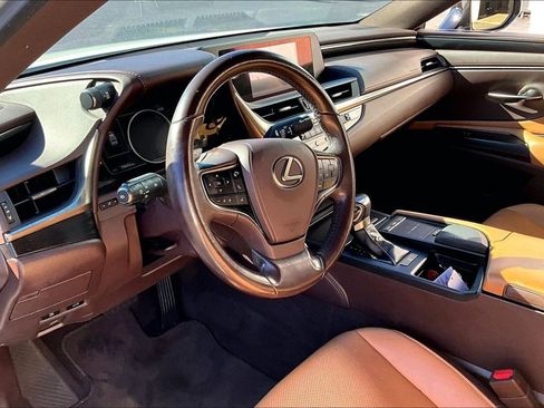 Used 2019 Lexus ES 350 w/ Accessory Package 2 image 15