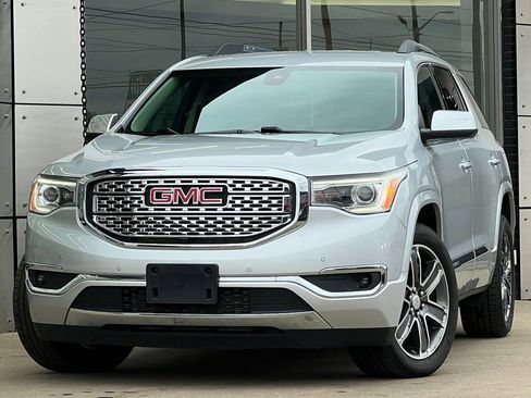 Used 2019 GMC Acadia Denali w/ Technology Package image 1