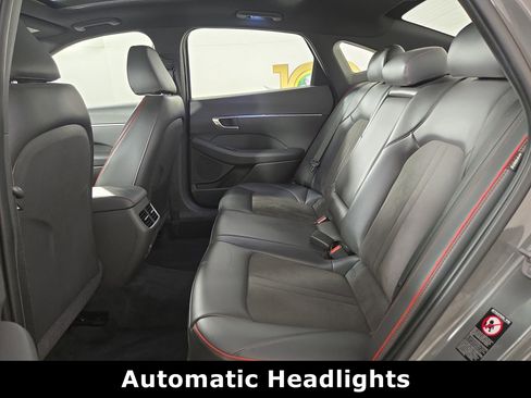 Used 2023 Hyundai Sonata SEL Plus image 12