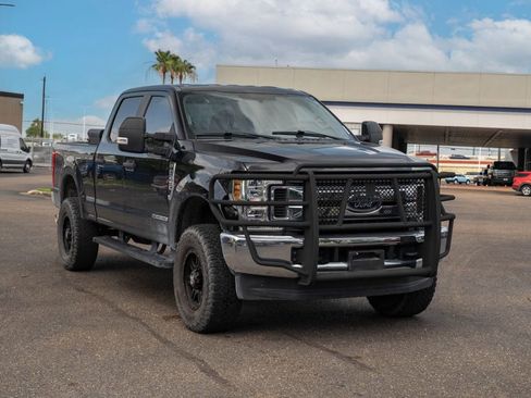 Used 2019 Ford F250 XL w/ STX Appearance Package AWD/4WD image 1
