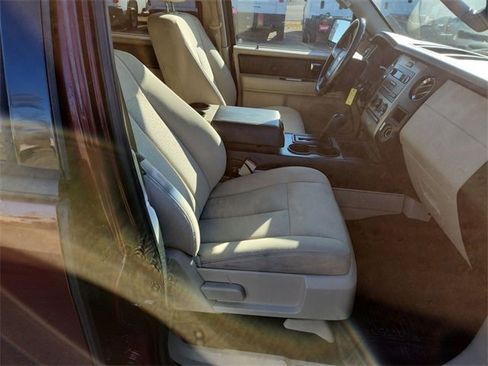 Used 2015 Ford Expedition EL XL image 25