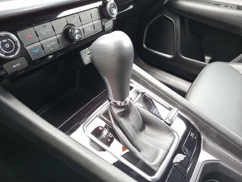 Certified 2023 Jeep Compass Latitude image 15