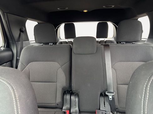 Used 2019 Ford Explorer XLT w/ Class III Trailer Tow Package AWD/4WD image 51