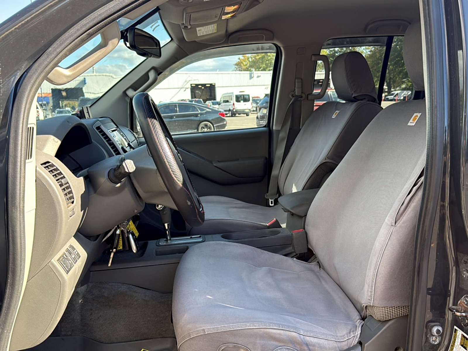 Used 2013 Nissan Frontier SV w/ SV Value Truck Pkg AWD/4WD image 3