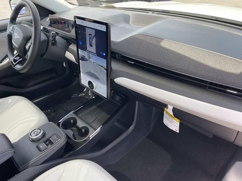 Used 2023 Ford Mustang Mach-E Premium RWD image 37
