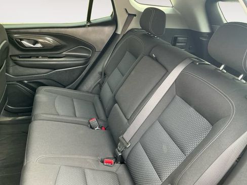 Used 2022 GMC Terrain SLE w/ Driver Convenience Package FWD image 14