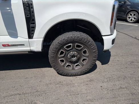 Used 2025 Ford F350 Platinum AWD/4WD image 10