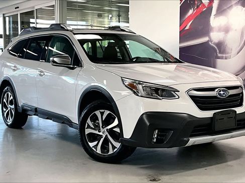 Used 2022 Subaru Outback Touring image 19