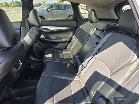 Used 2020 INFINITI QX50 Luxe w/ Navigation Package image 7